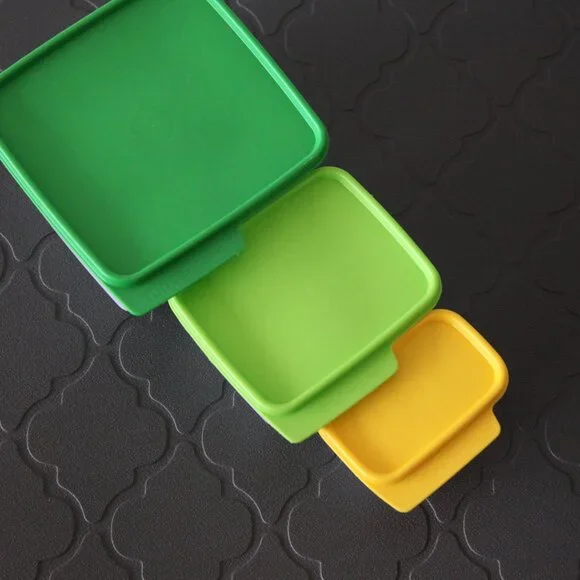 Tupperware Nesting Lunch Container Kit - Picture 4 of 10